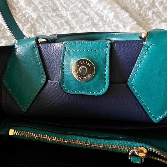 Diane Von Furstenberg On-the-Go Carryall Leather Bag  - Picture 10 of 13